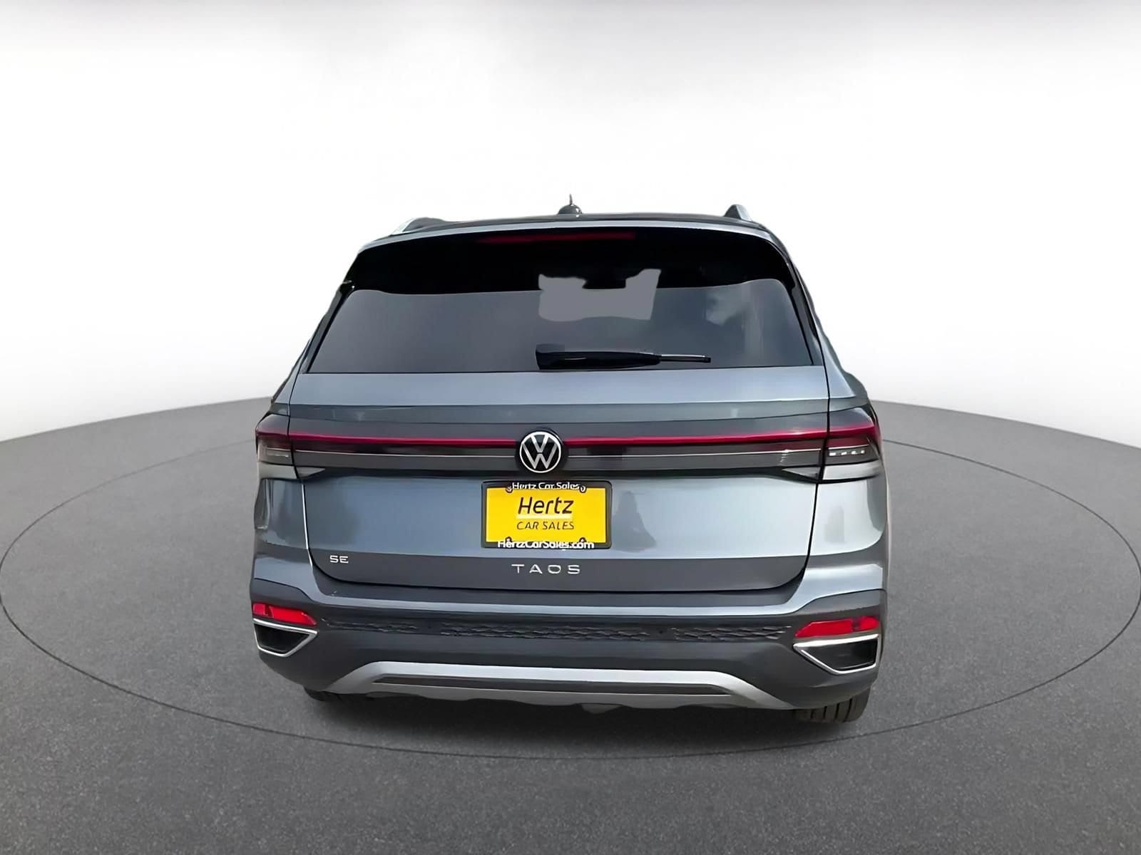 Thumbnail: 2026 Volkswagen Taos - 10