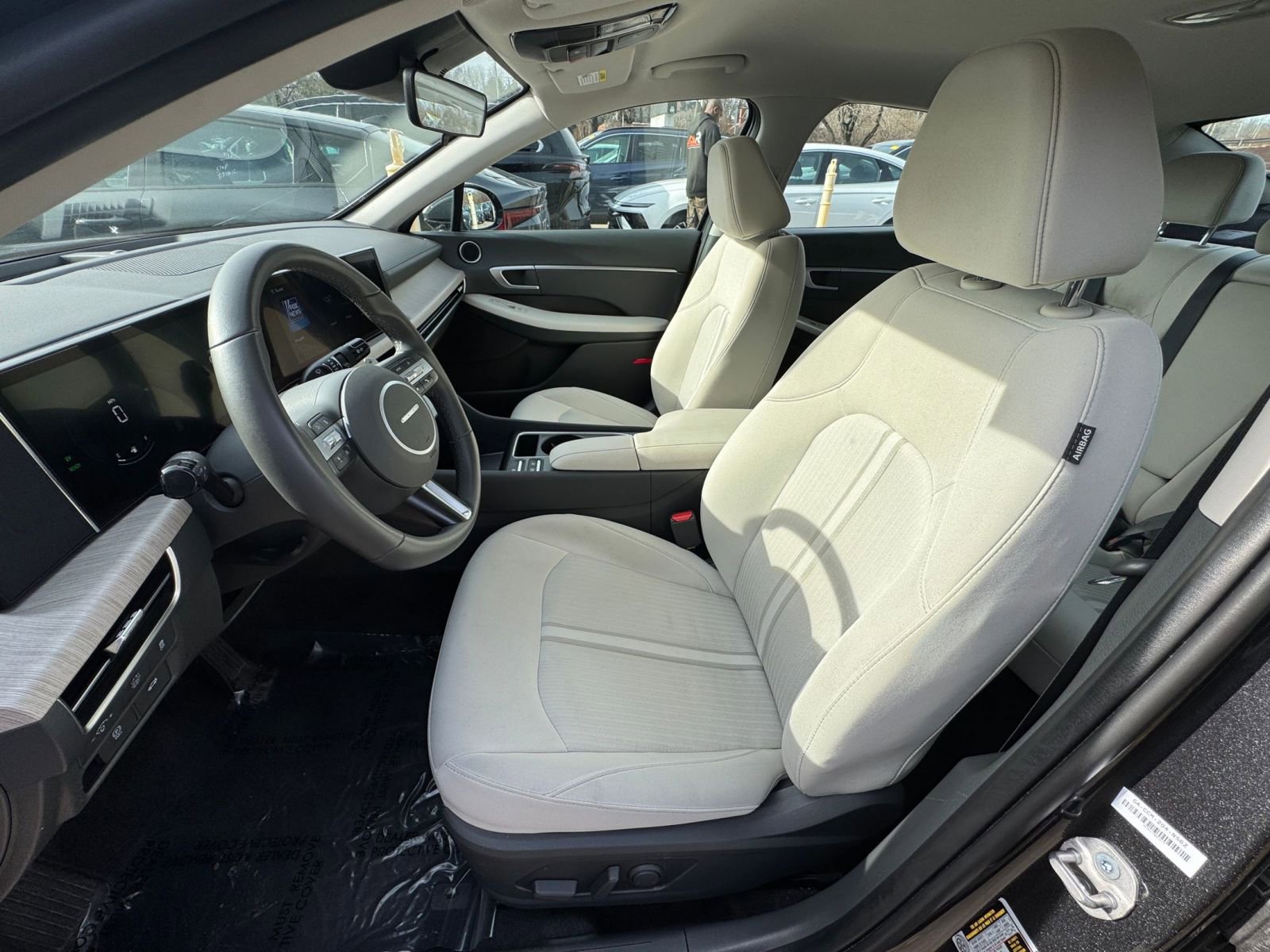 Thumbnail: 2025 Hyundai Sonata - 32