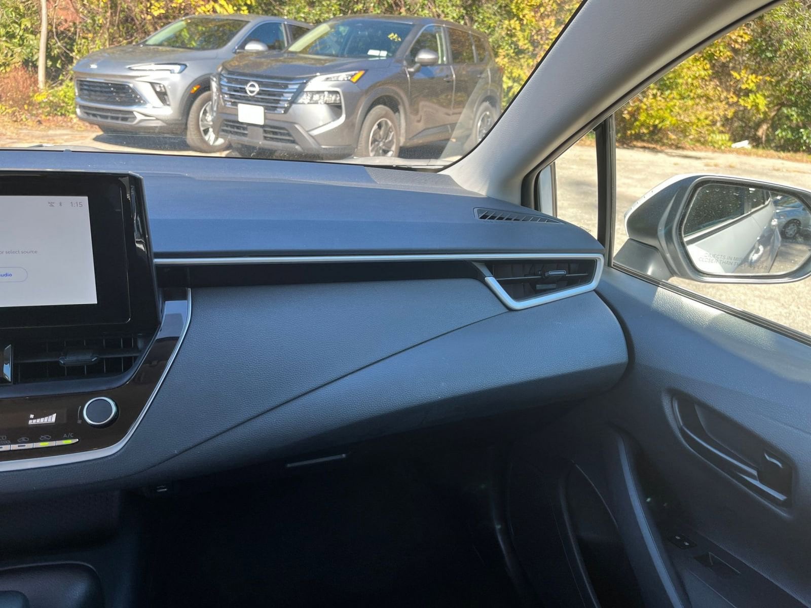 Thumbnail: 2025 Toyota Corolla - 35