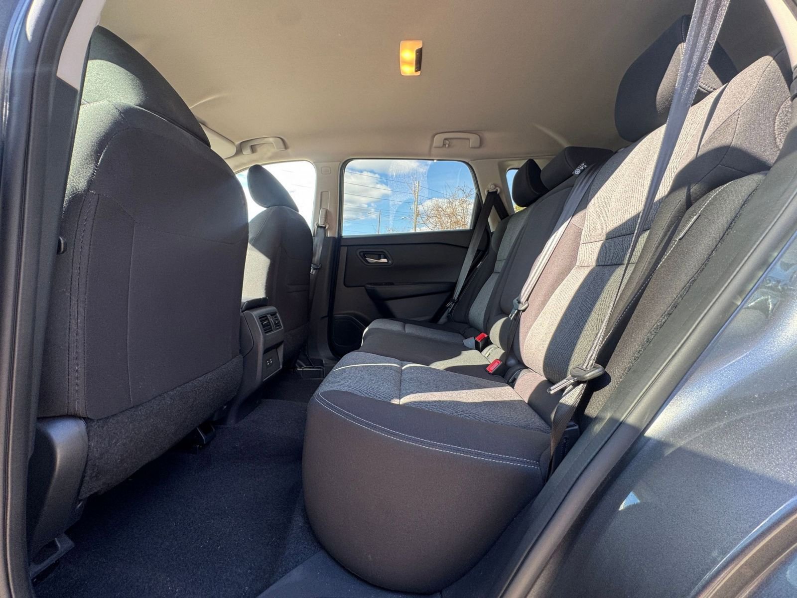 Thumbnail: 2025 Nissan Rogue - 34