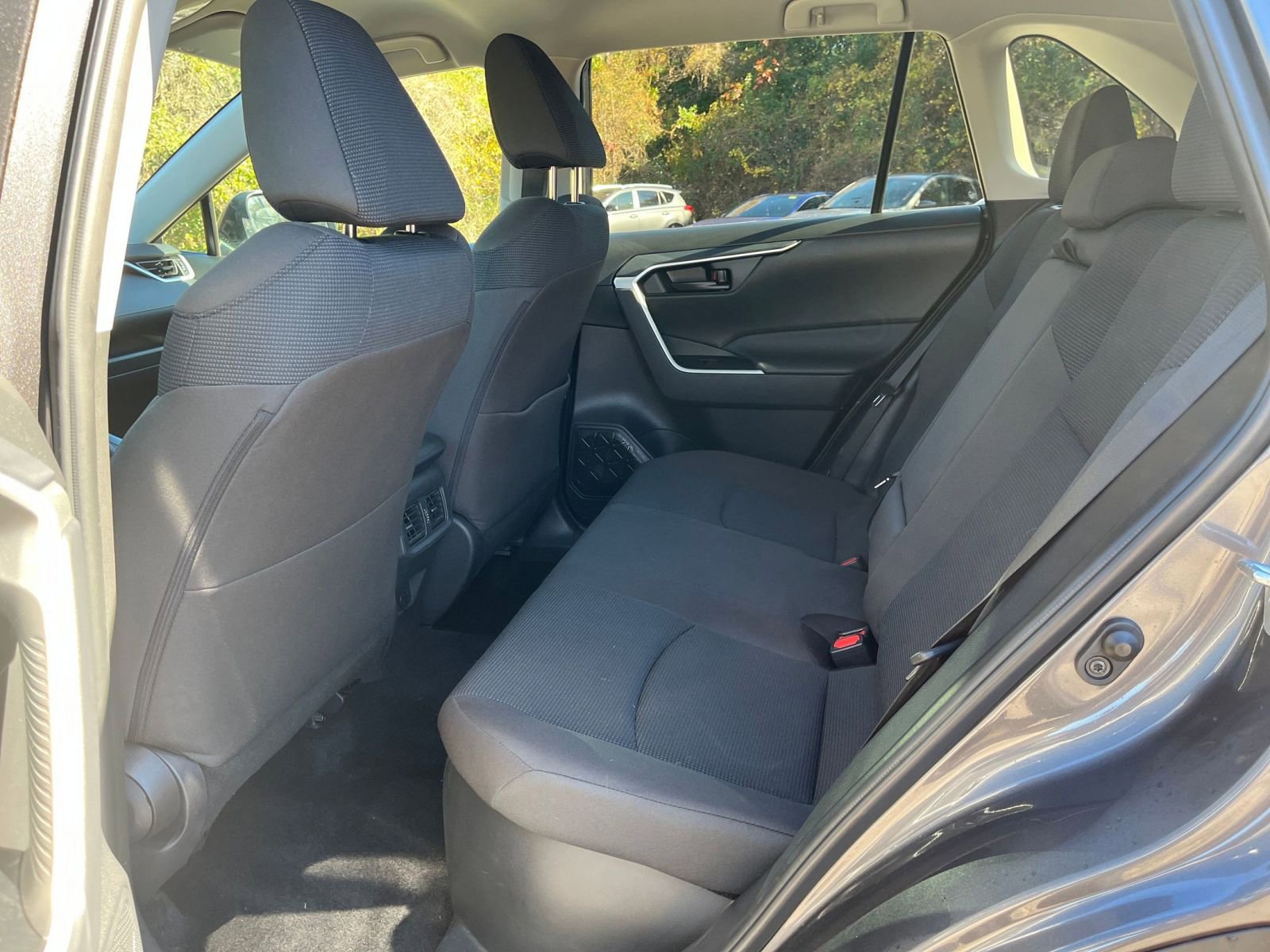 Thumbnail: 2025 Toyota RAV4 - 21