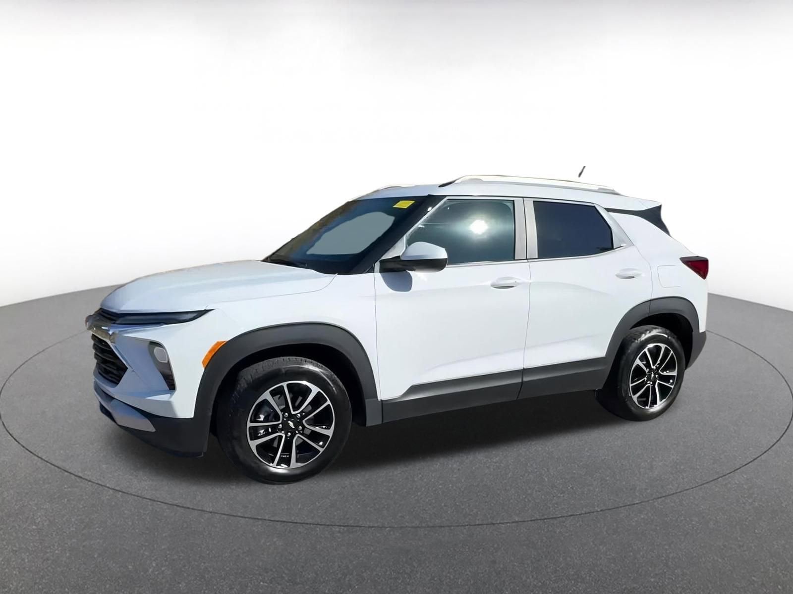 Thumbnail: 2025 Chevrolet TrailBlazer - 5