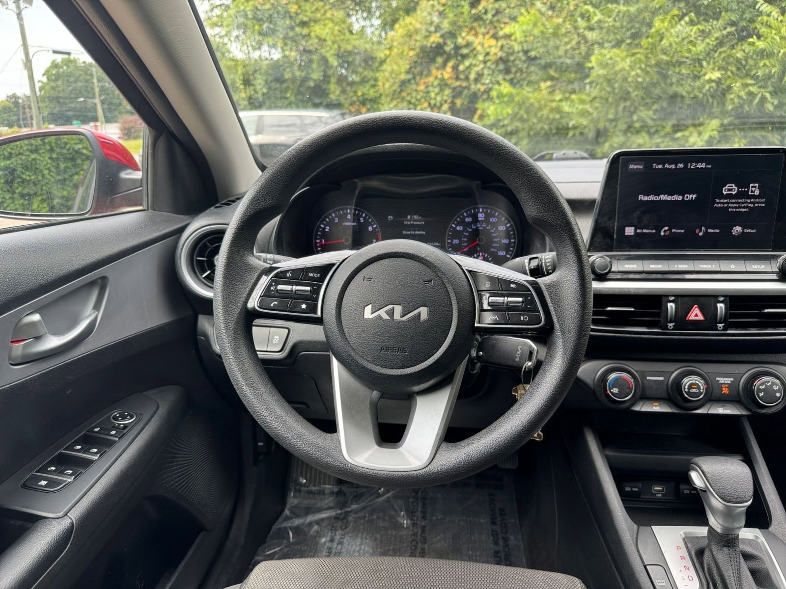 Thumbnail: 2023 Kia Forte - 29