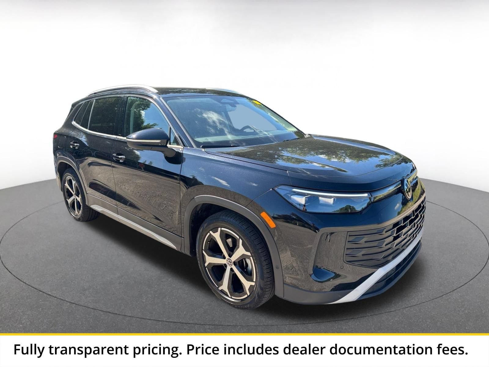 Thumbnail: 2026 Volkswagen Tiguan - 1