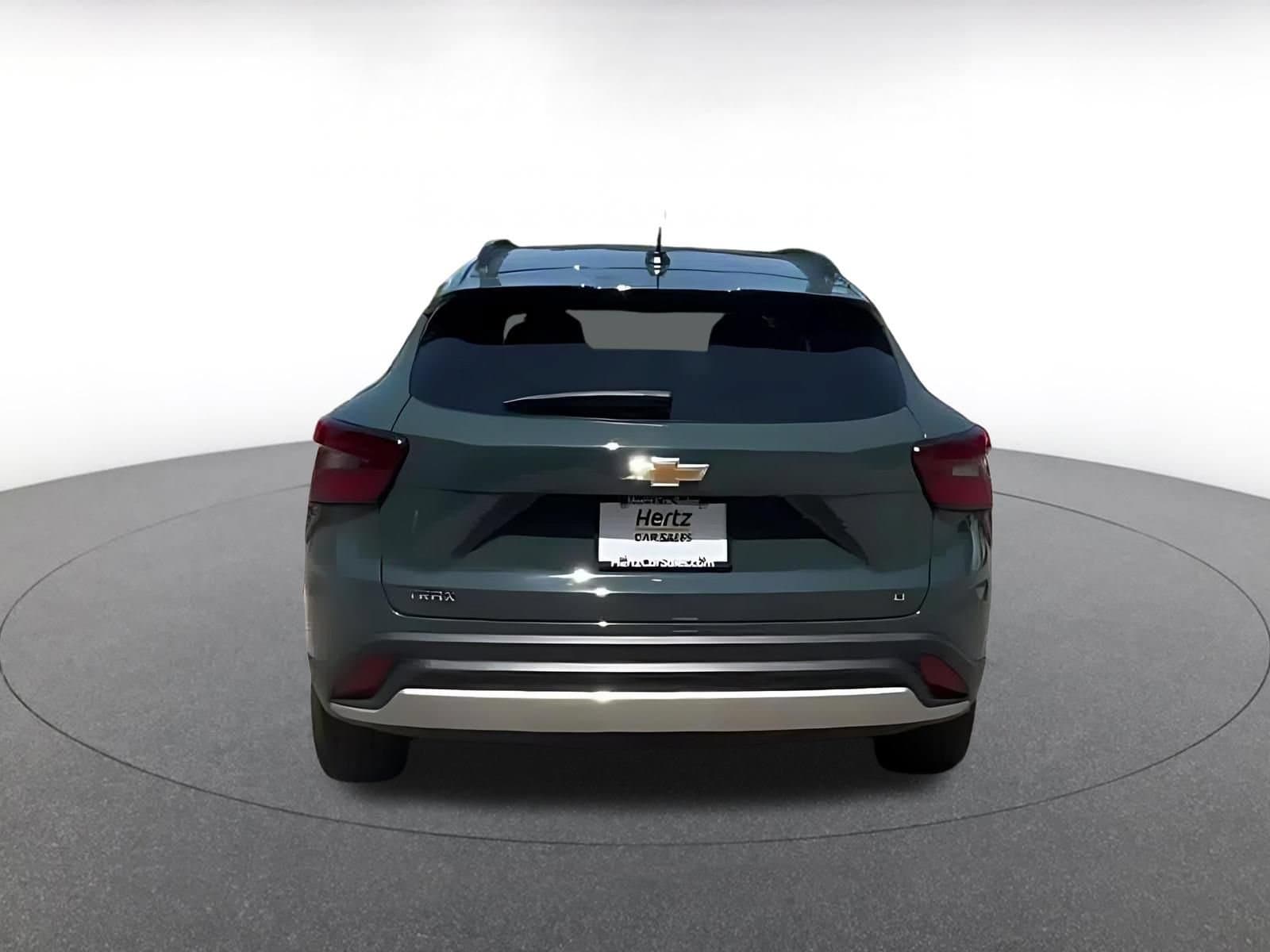 Thumbnail: 2025 Chevrolet Trax - 12