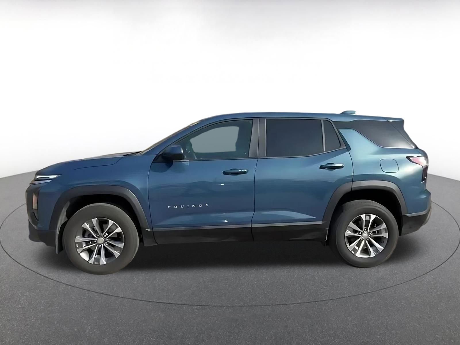 Thumbnail: 2025 Chevrolet Equinox - 9