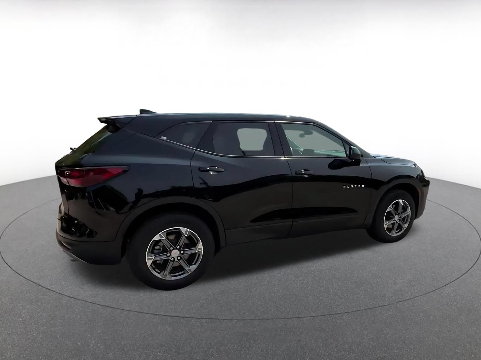 Thumbnail: 2026 Chevrolet Blazer - 14