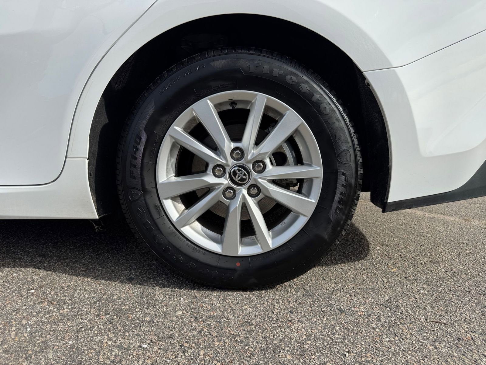 Thumbnail: 2025 Toyota Camry - 24