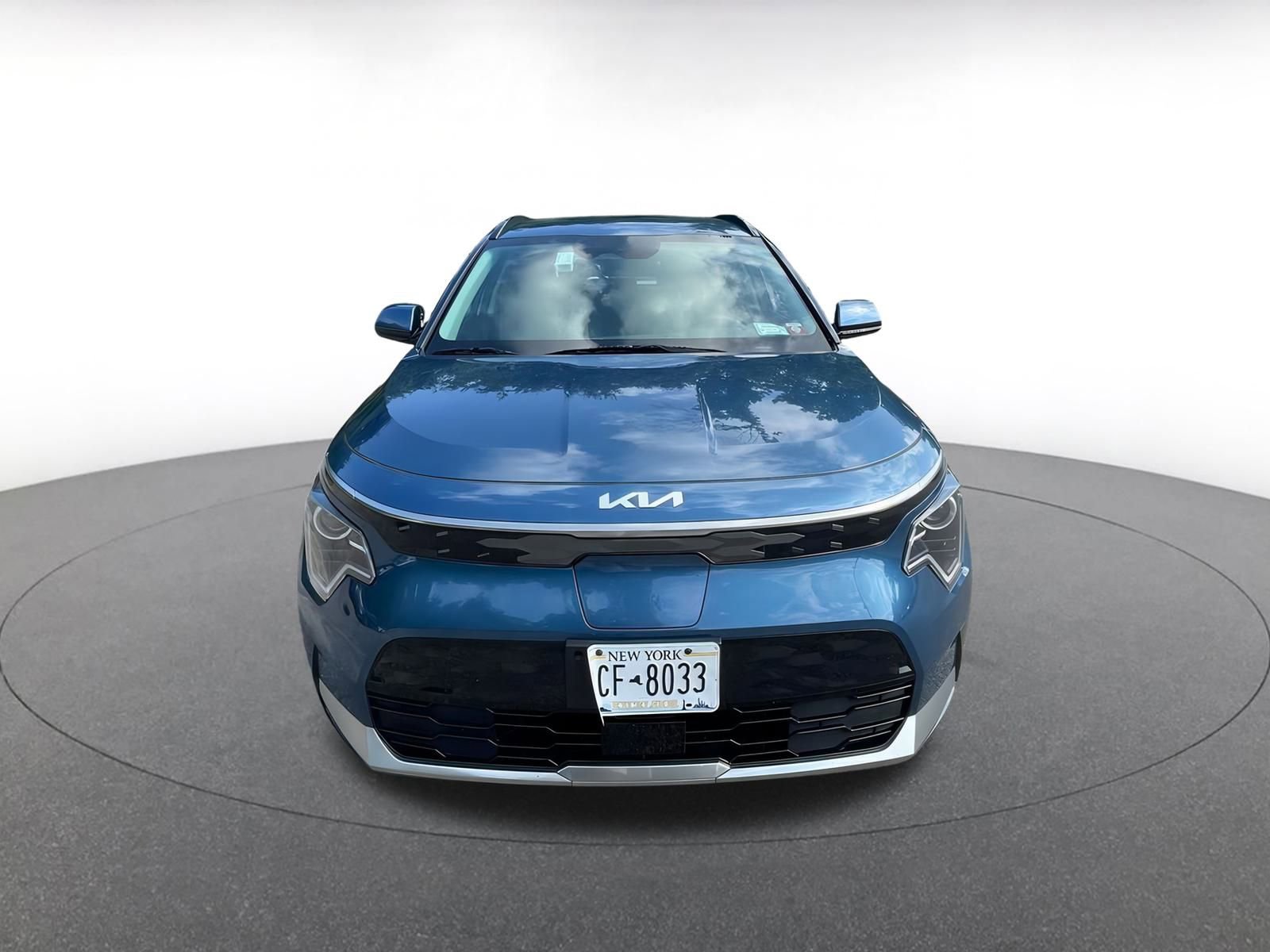Thumbnail: 2023 Kia Niro - 2