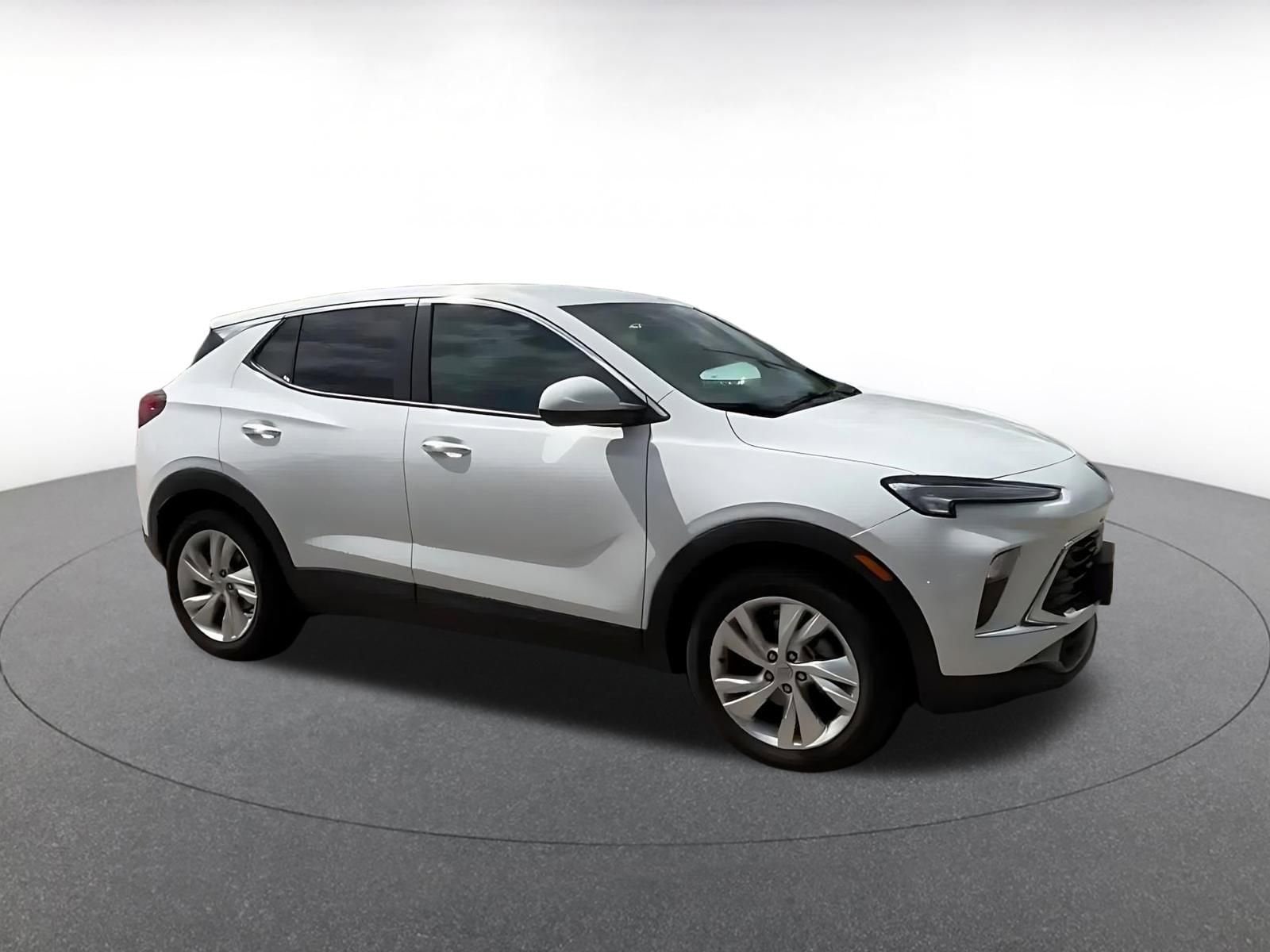 Thumbnail: 2025 Buick Encore GX - 2