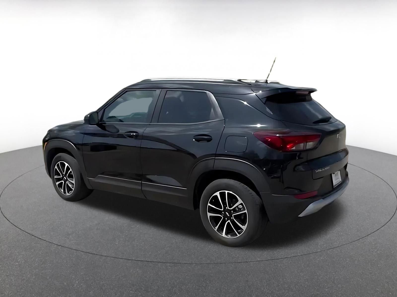 Thumbnail: 2025 Chevrolet TrailBlazer - 10