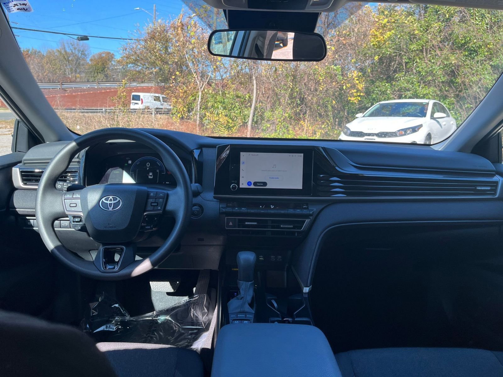 Thumbnail: 2025 Toyota Camry - 28