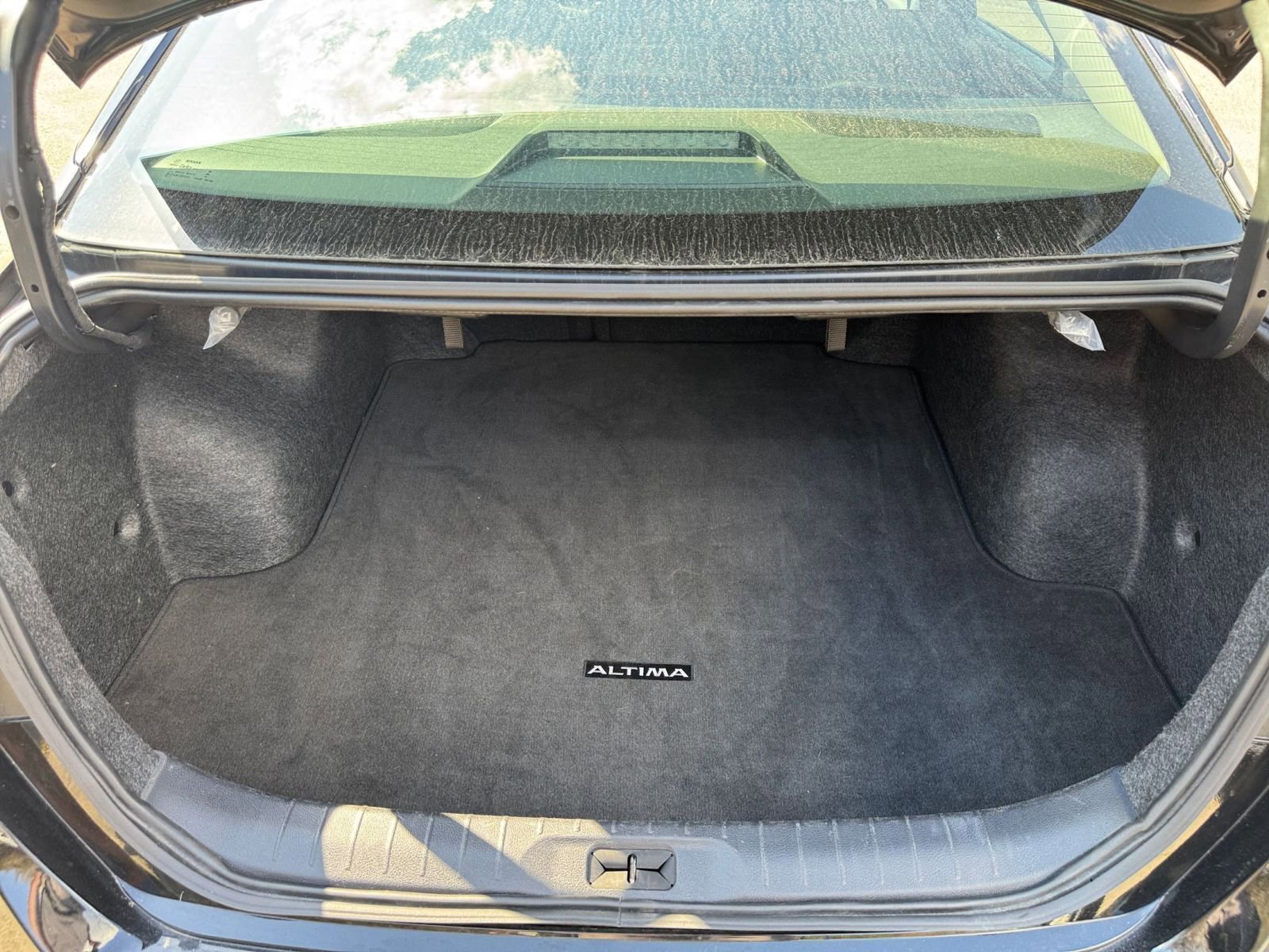 Thumbnail: 2025 Nissan Altima - 27