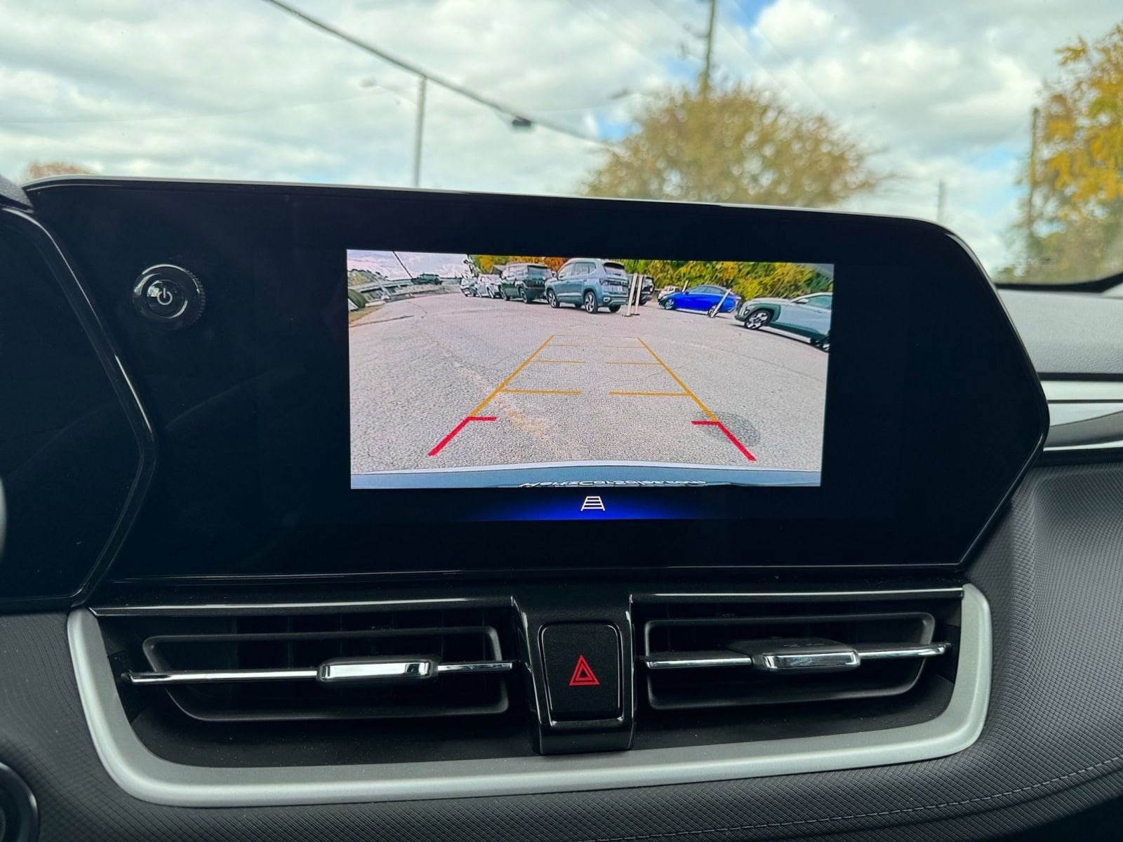 Thumbnail: 2025 Chevrolet TrailBlazer - 17