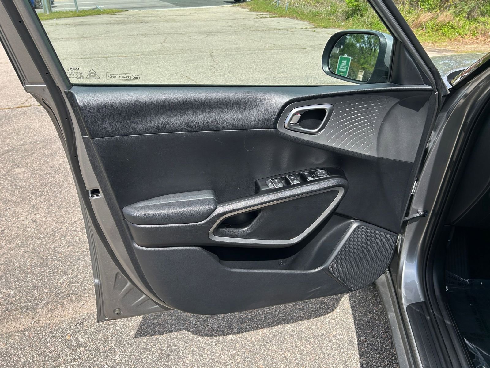 Thumbnail: 2025 Kia Soul - 18