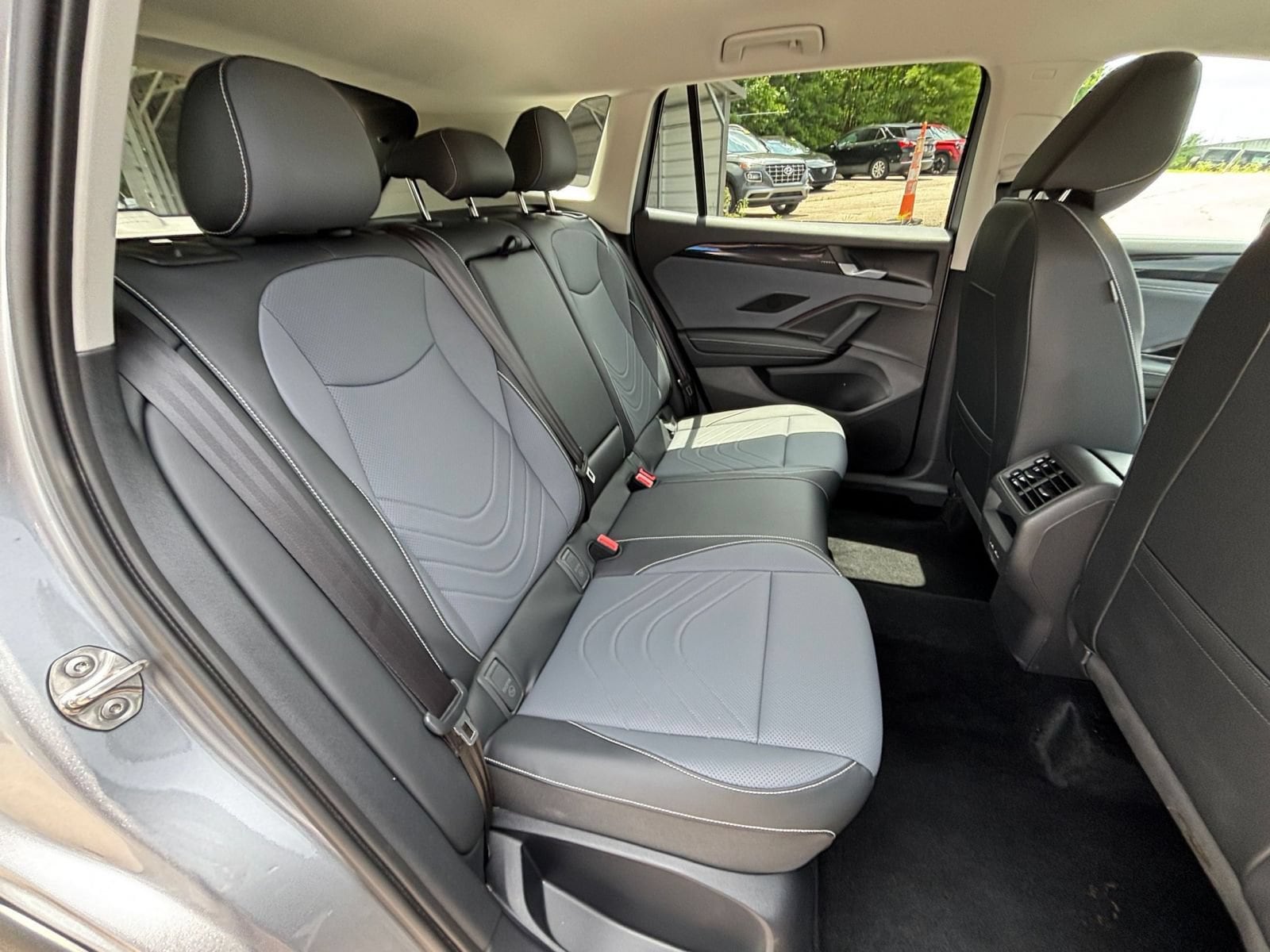 Thumbnail: 2026 Volkswagen Tiguan - 35