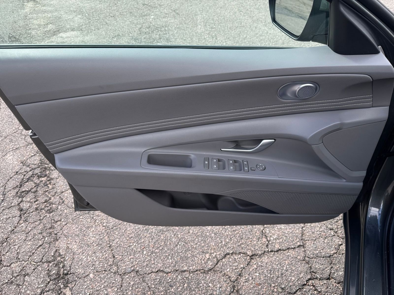 Thumbnail: 2025 Hyundai Elantra - 18