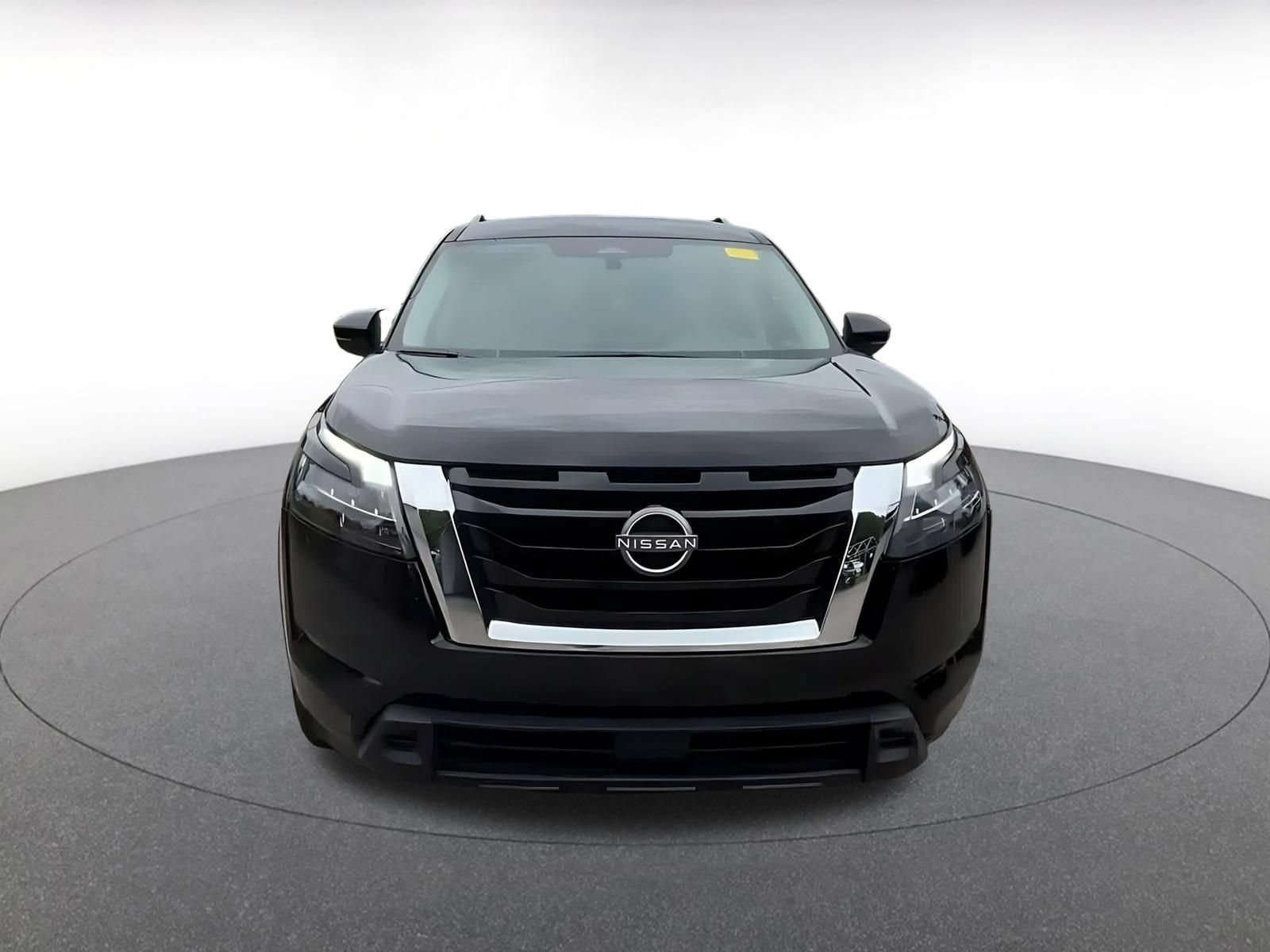 Thumbnail: 2025 Nissan Pathfinder - 4