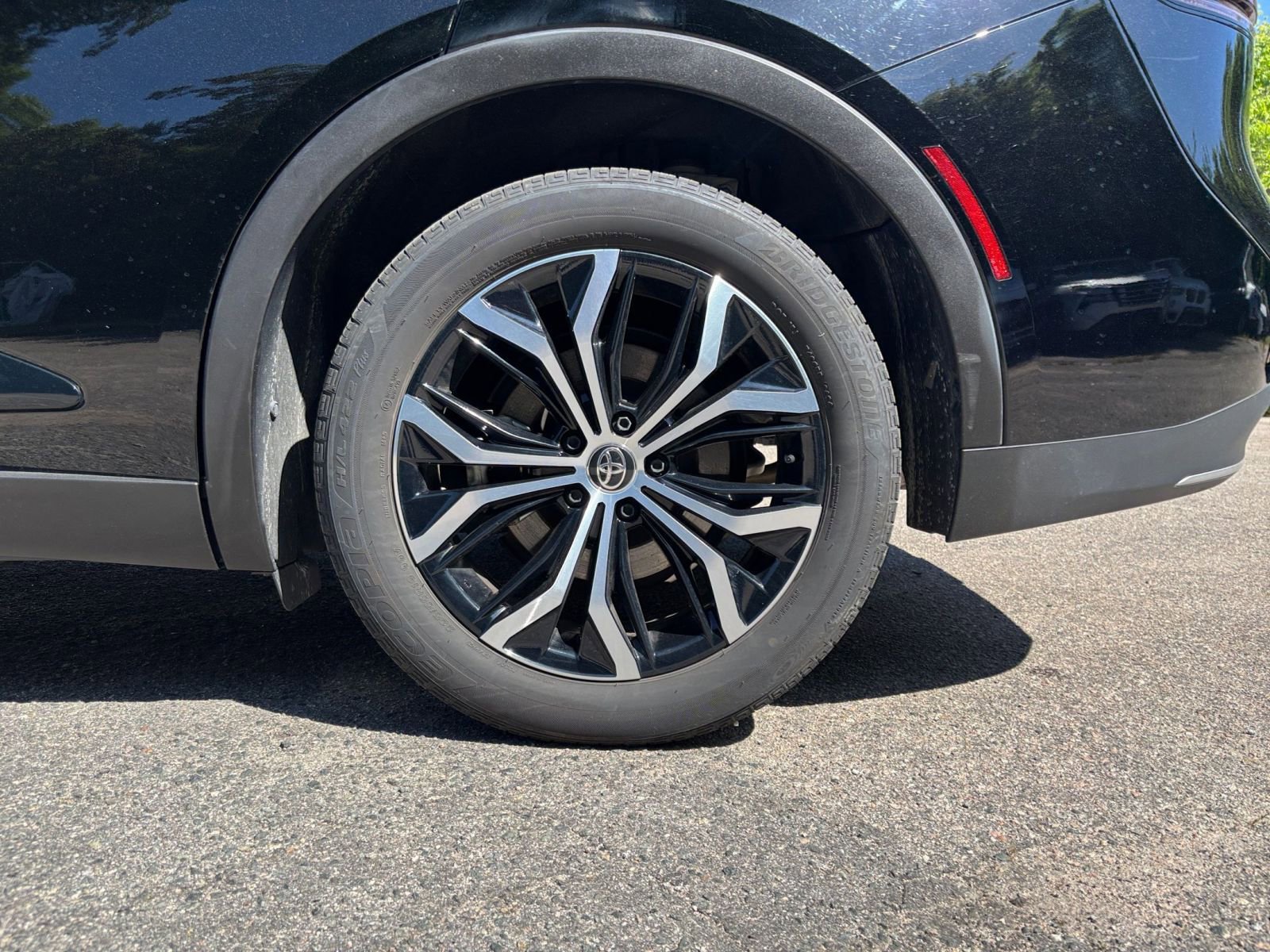 Thumbnail: 2025 Toyota Crown - 25