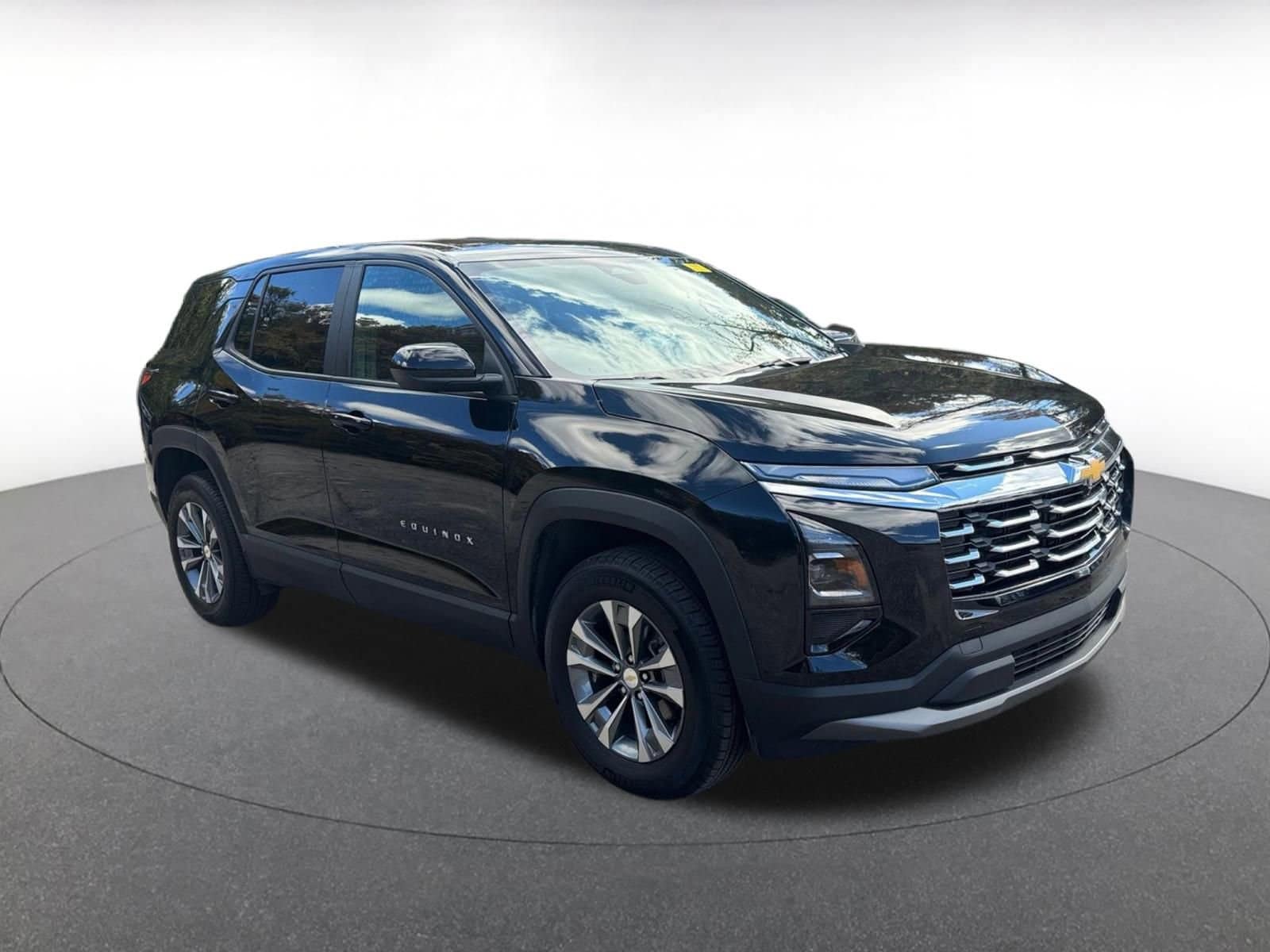 Thumbnail: 2025 Chevrolet Equinox - 1