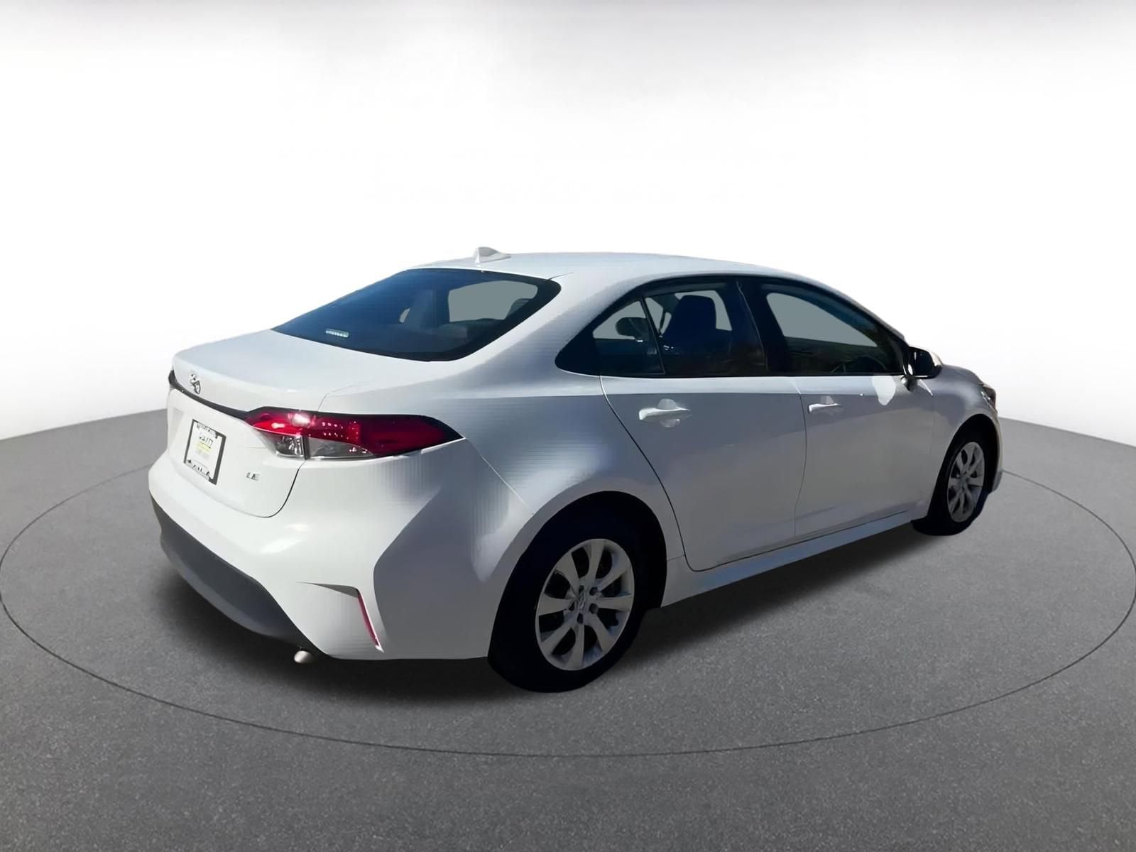 Thumbnail: 2025 Toyota Corolla - 21