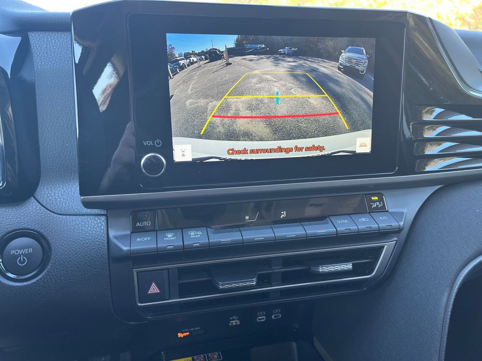 Thumbnail: 2025 Toyota Camry - 17