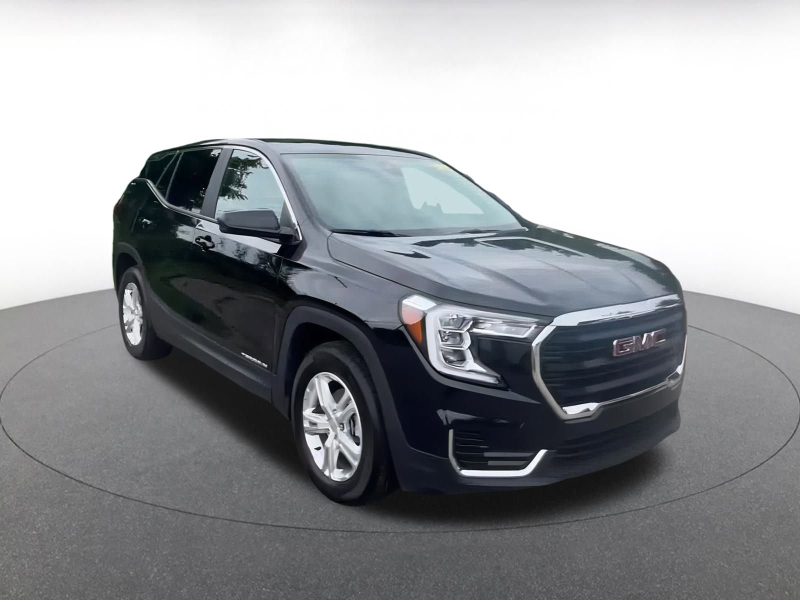 Thumbnail: 2024 GMC Terrain - 3