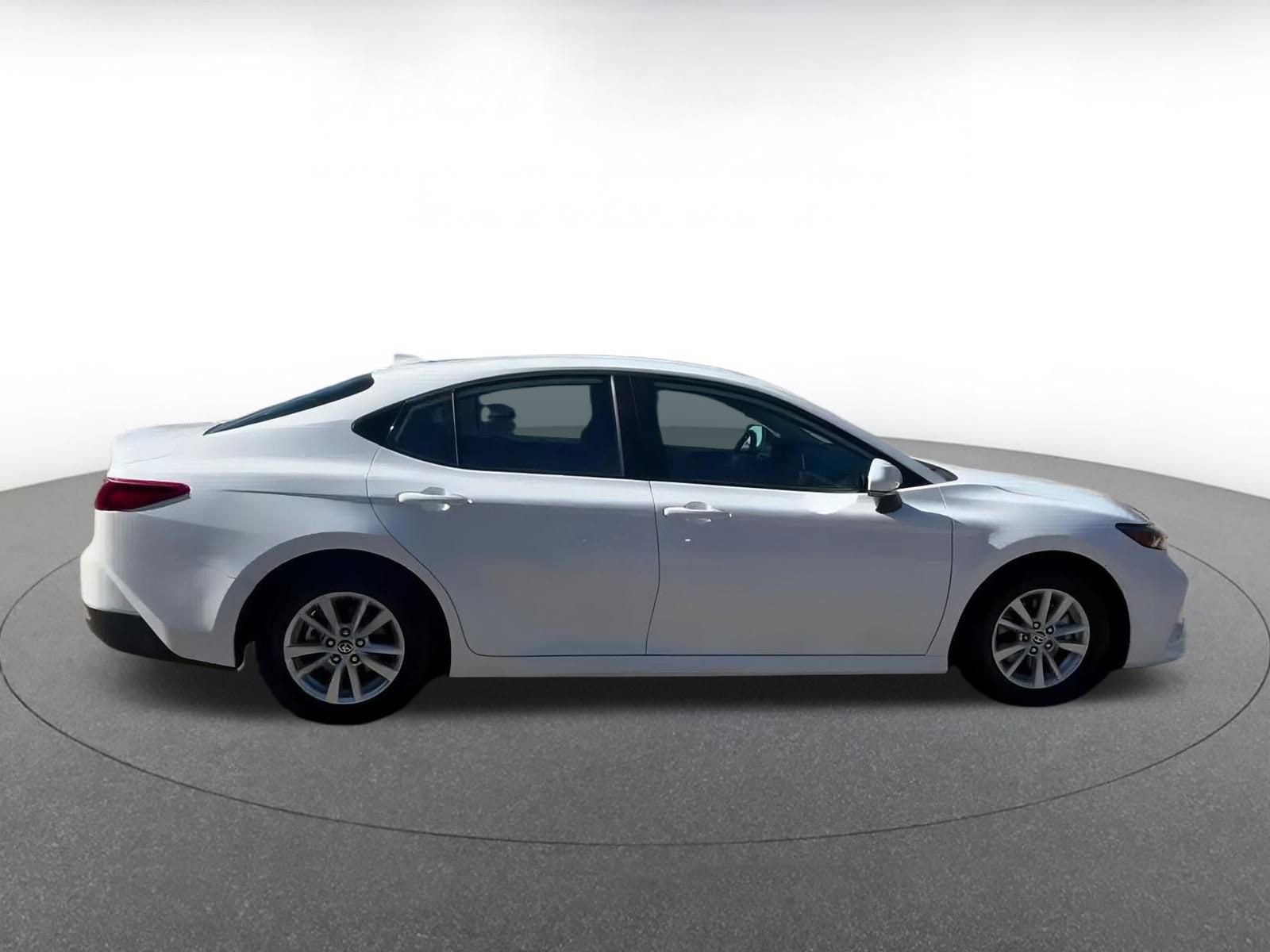 Thumbnail: 2025 Toyota Camry - 16