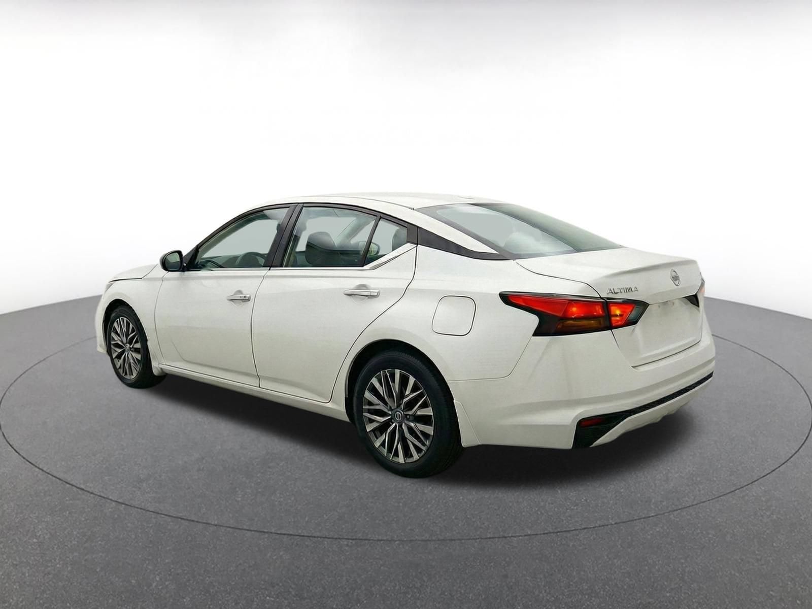 Thumbnail: 2025 Nissan Altima - 7