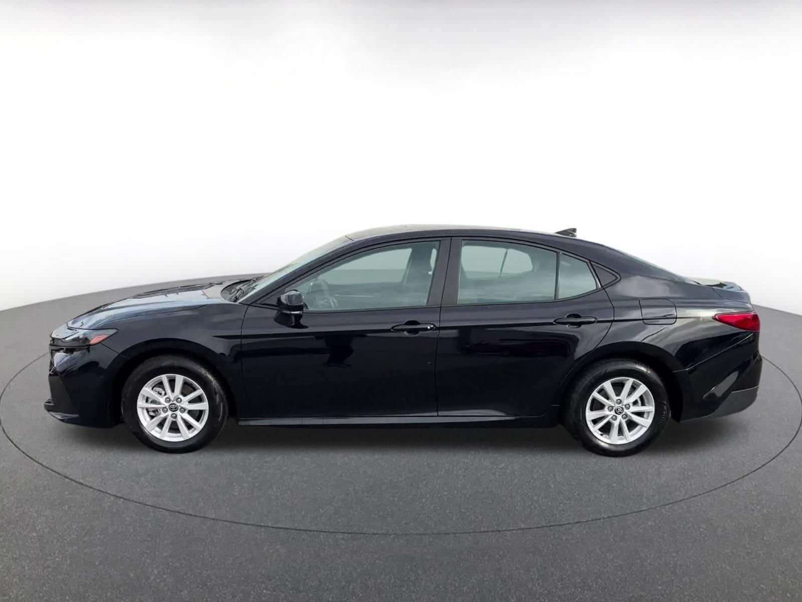 Thumbnail: 2025 Toyota Camry - 8