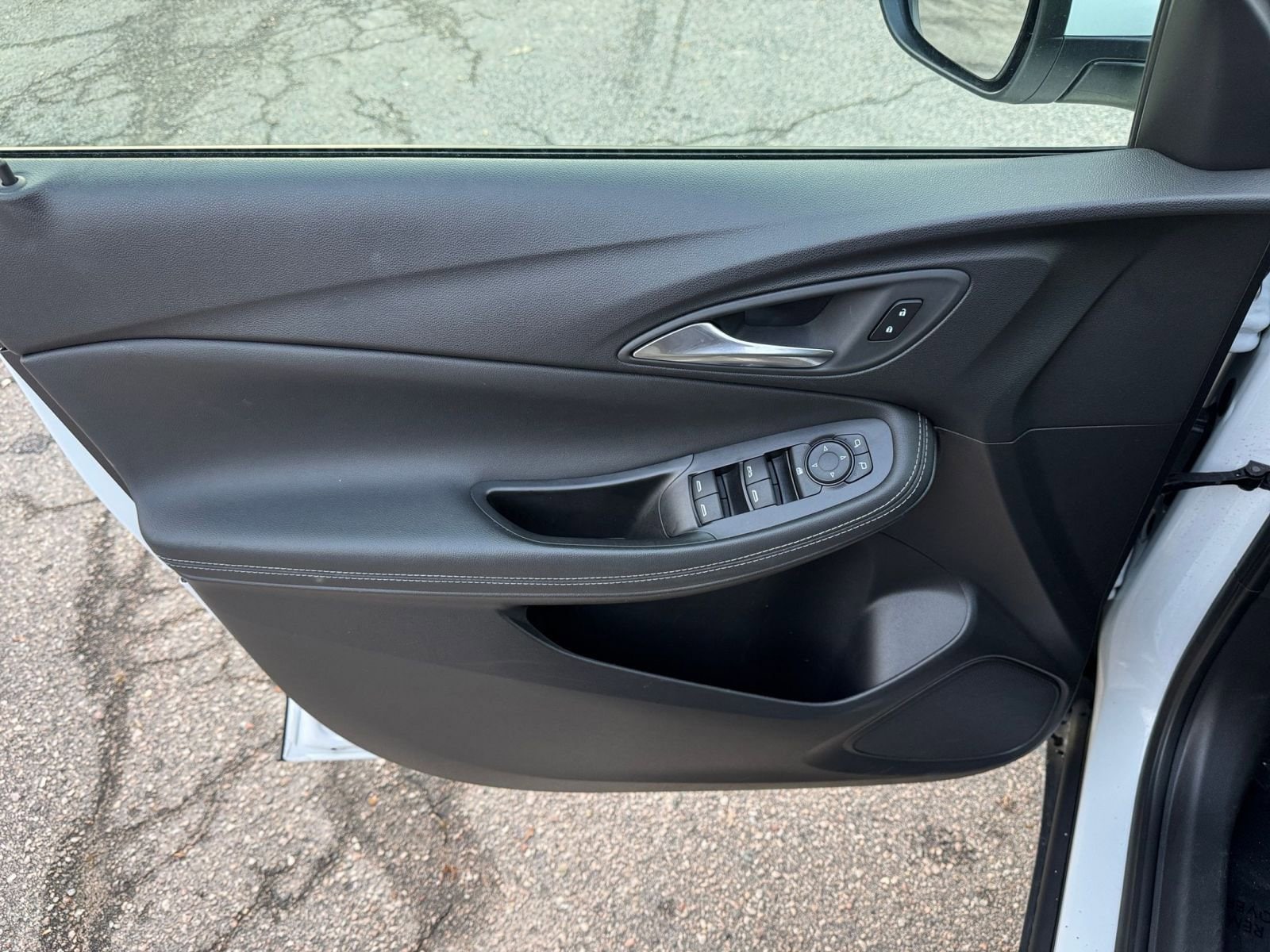 Thumbnail: 2025 Buick Encore GX - 18