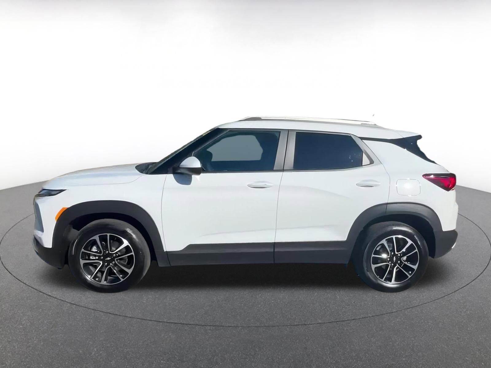 Thumbnail: 2025 Chevrolet TrailBlazer - 9