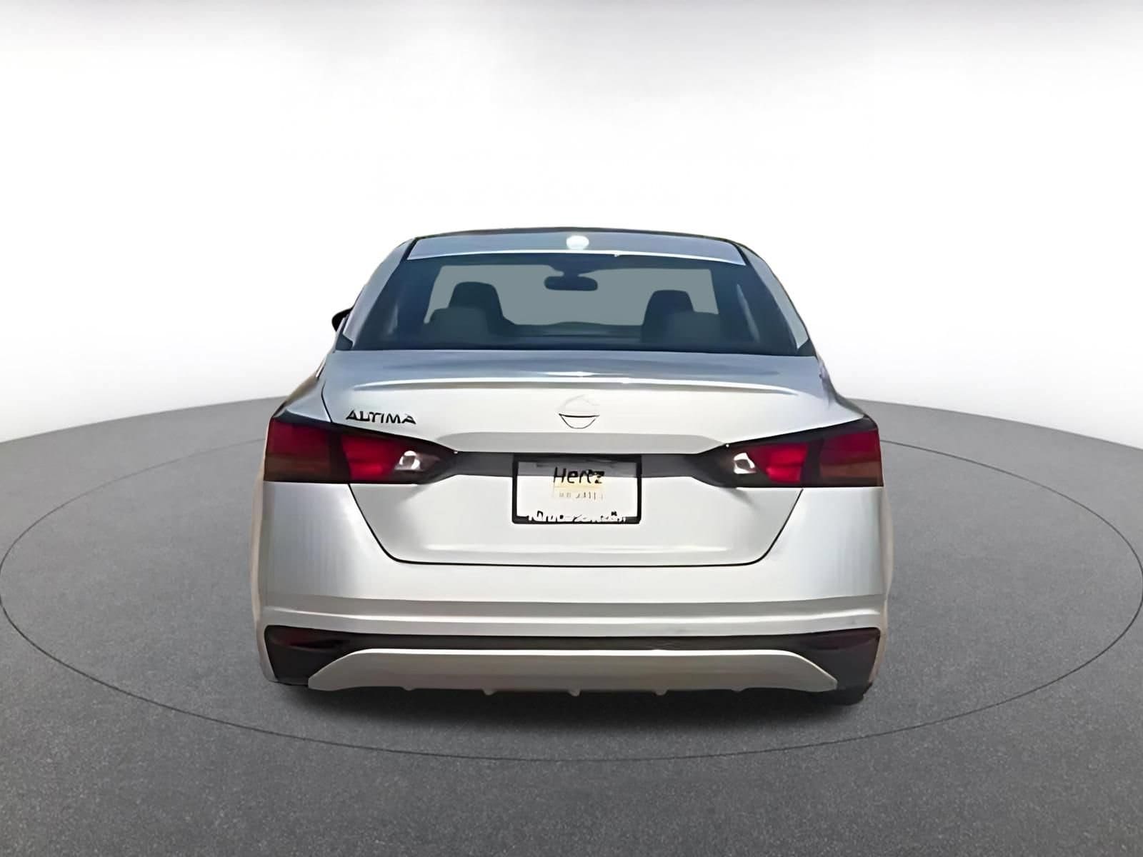 Thumbnail: 2025 Nissan Altima - 10