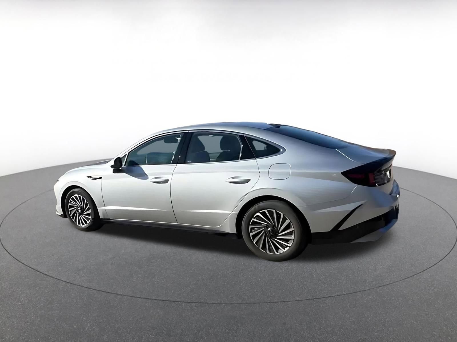 Thumbnail: 2025 Hyundai Sonata - 11