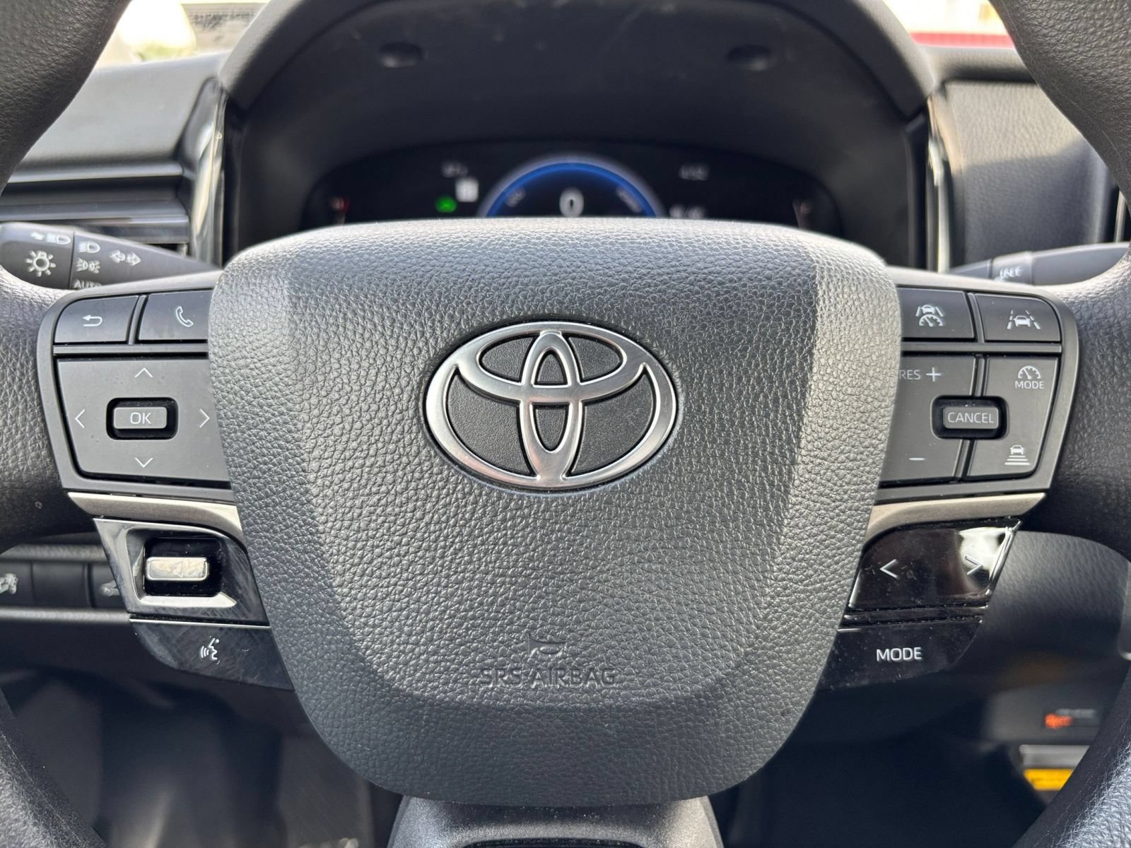 Thumbnail: 2025 Toyota Camry - 26