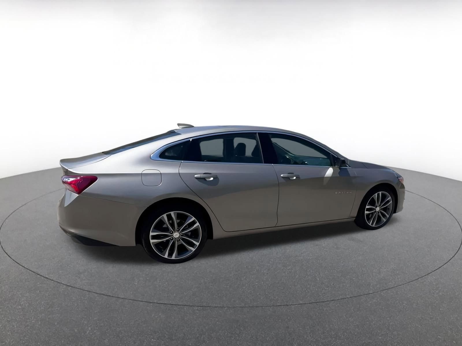 Thumbnail: 2024 Chevrolet Malibu - 15