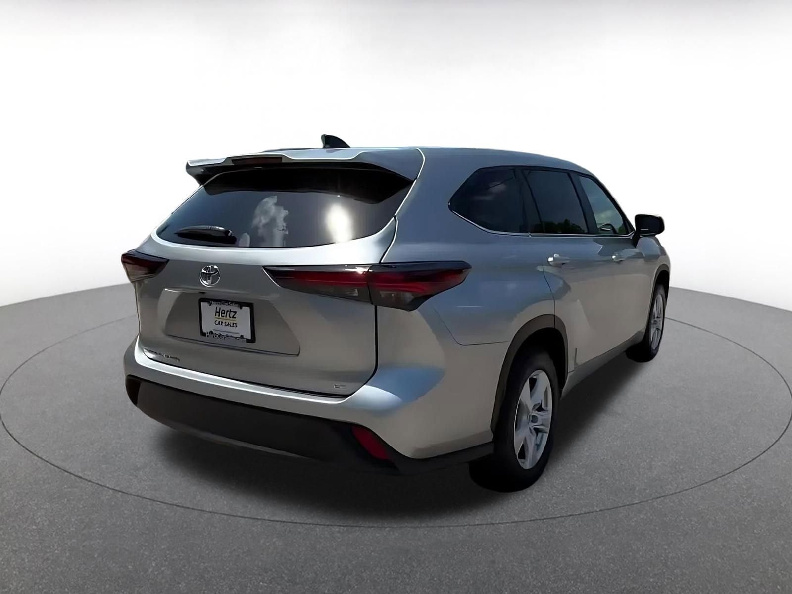 Thumbnail: 2025 Toyota Highlander - 14