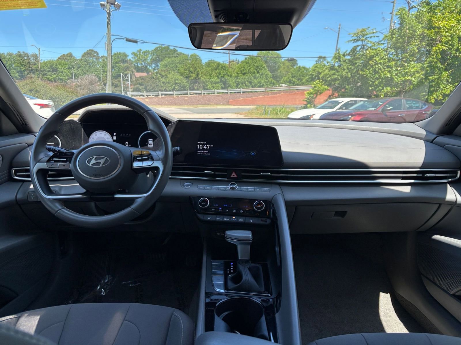 Thumbnail: 2025 Hyundai Elantra - 33