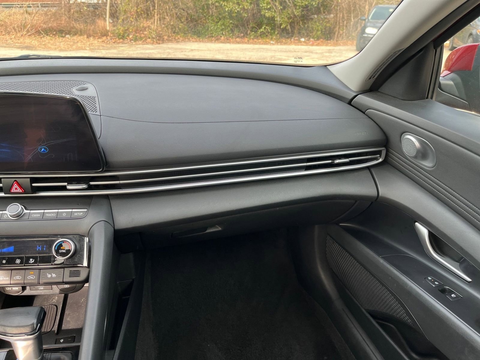 Thumbnail: 2025 Hyundai Elantra - 31