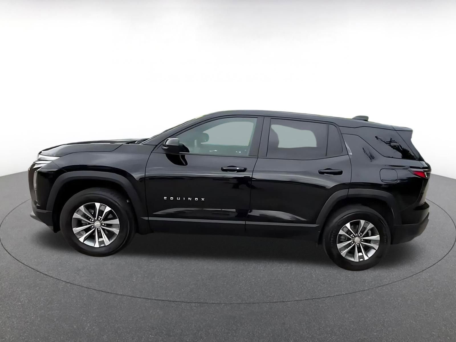 Thumbnail: 2025 Chevrolet Equinox - 10