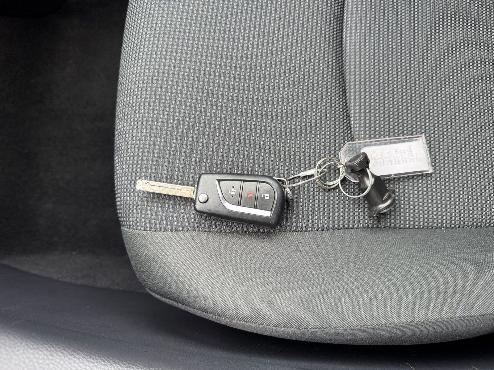 Thumbnail: 2025 Toyota RAV4 - 20