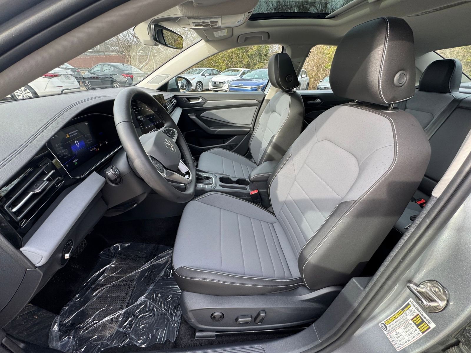 Thumbnail: 2025 Volkswagen Jetta - 33