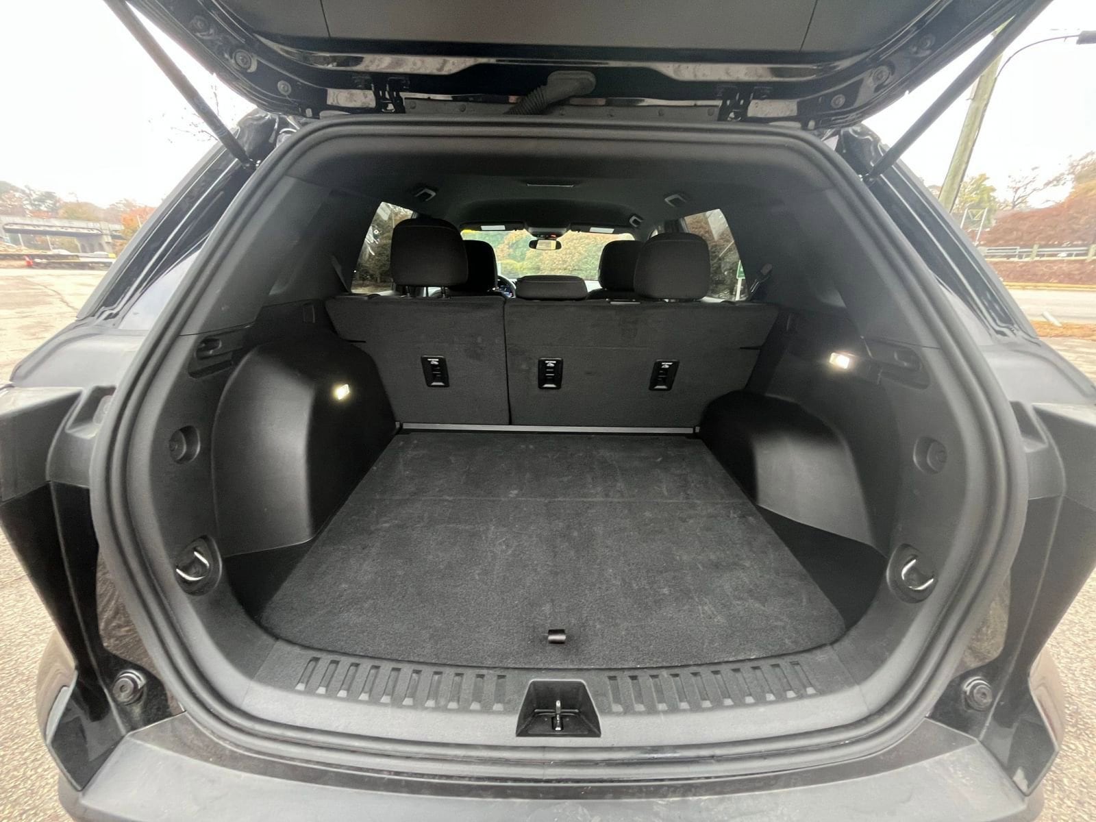 Thumbnail: 2025 Chevrolet Equinox - 25