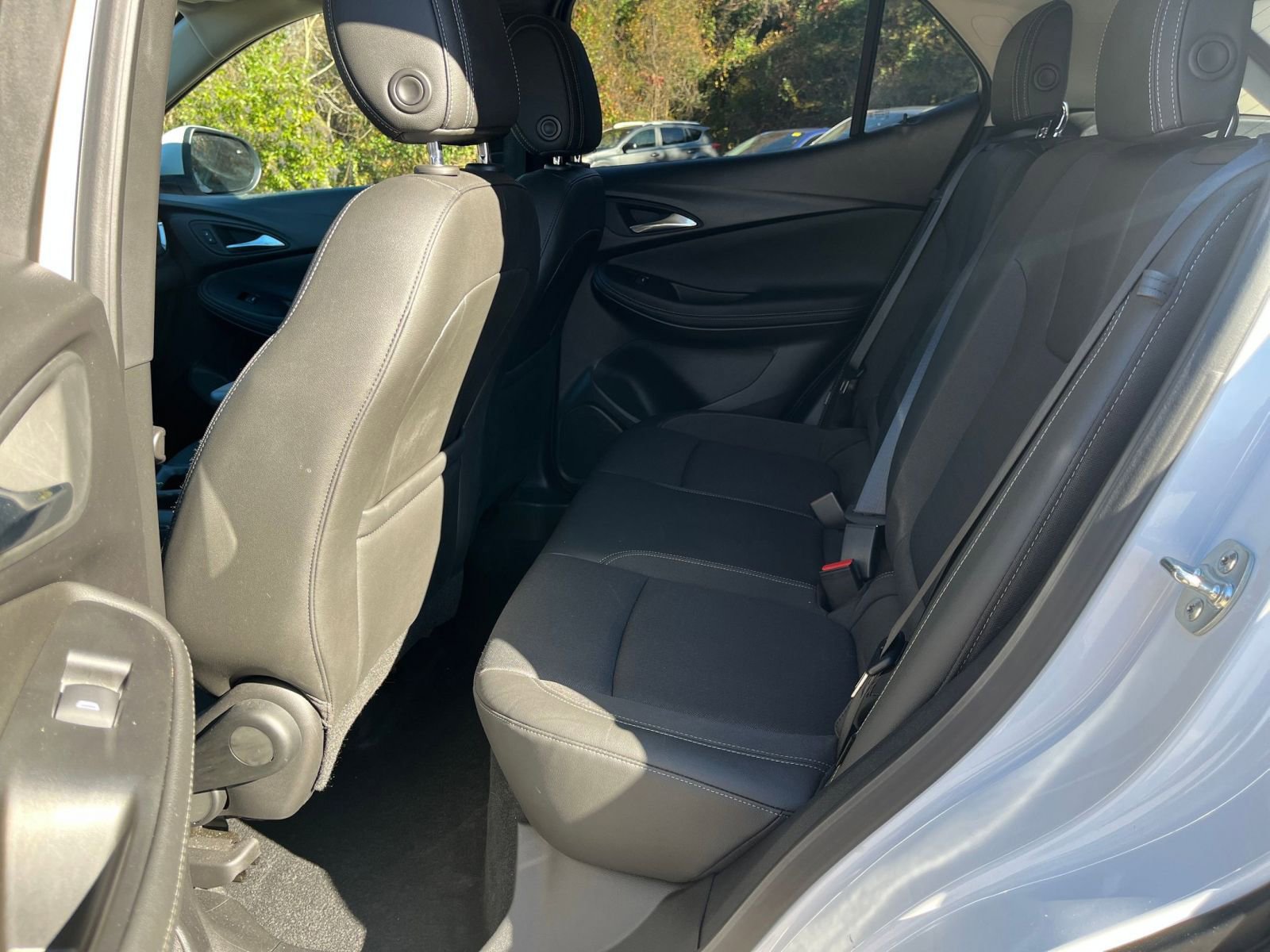 Thumbnail: 2025 Buick Encore GX - 21