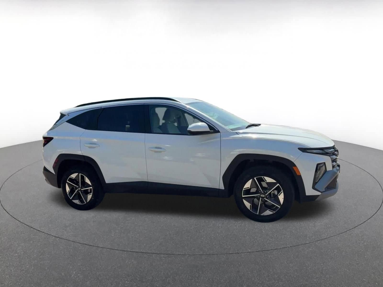 Thumbnail: 2025 Hyundai Tucson - 2