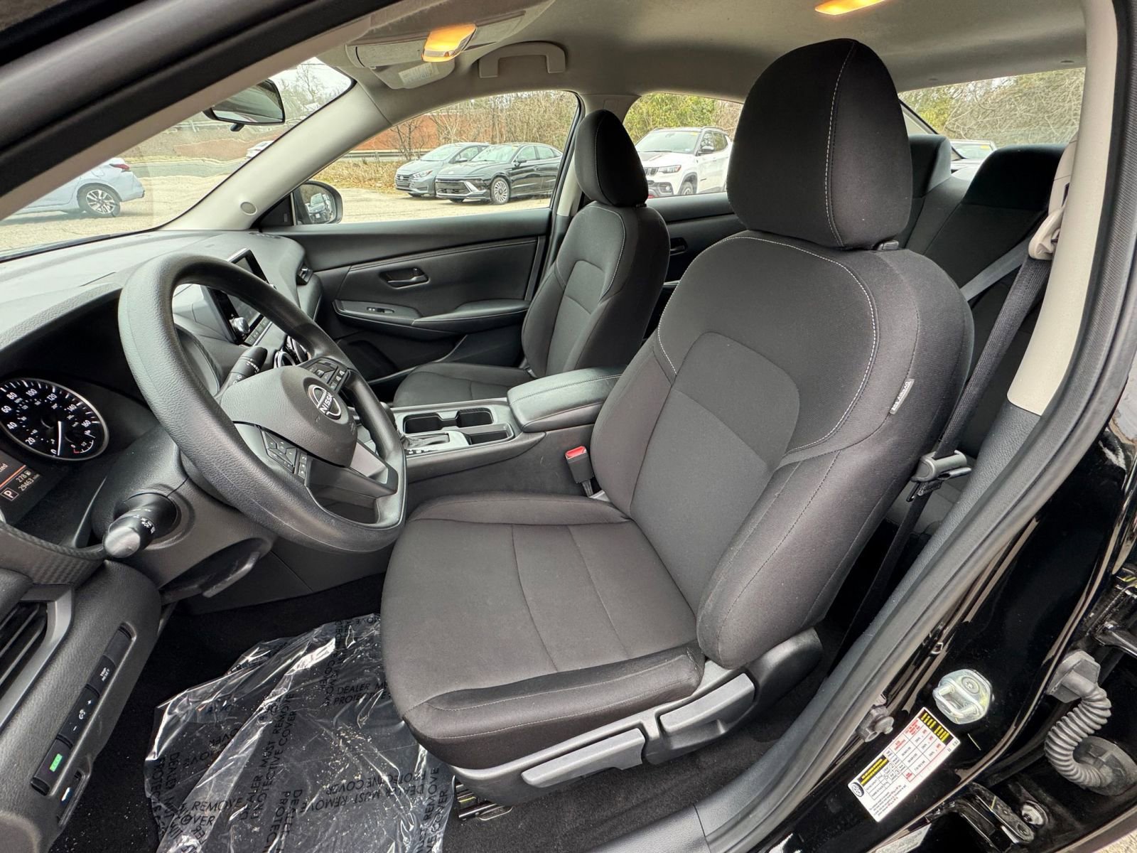 Thumbnail: 2025 Nissan Sentra - 32