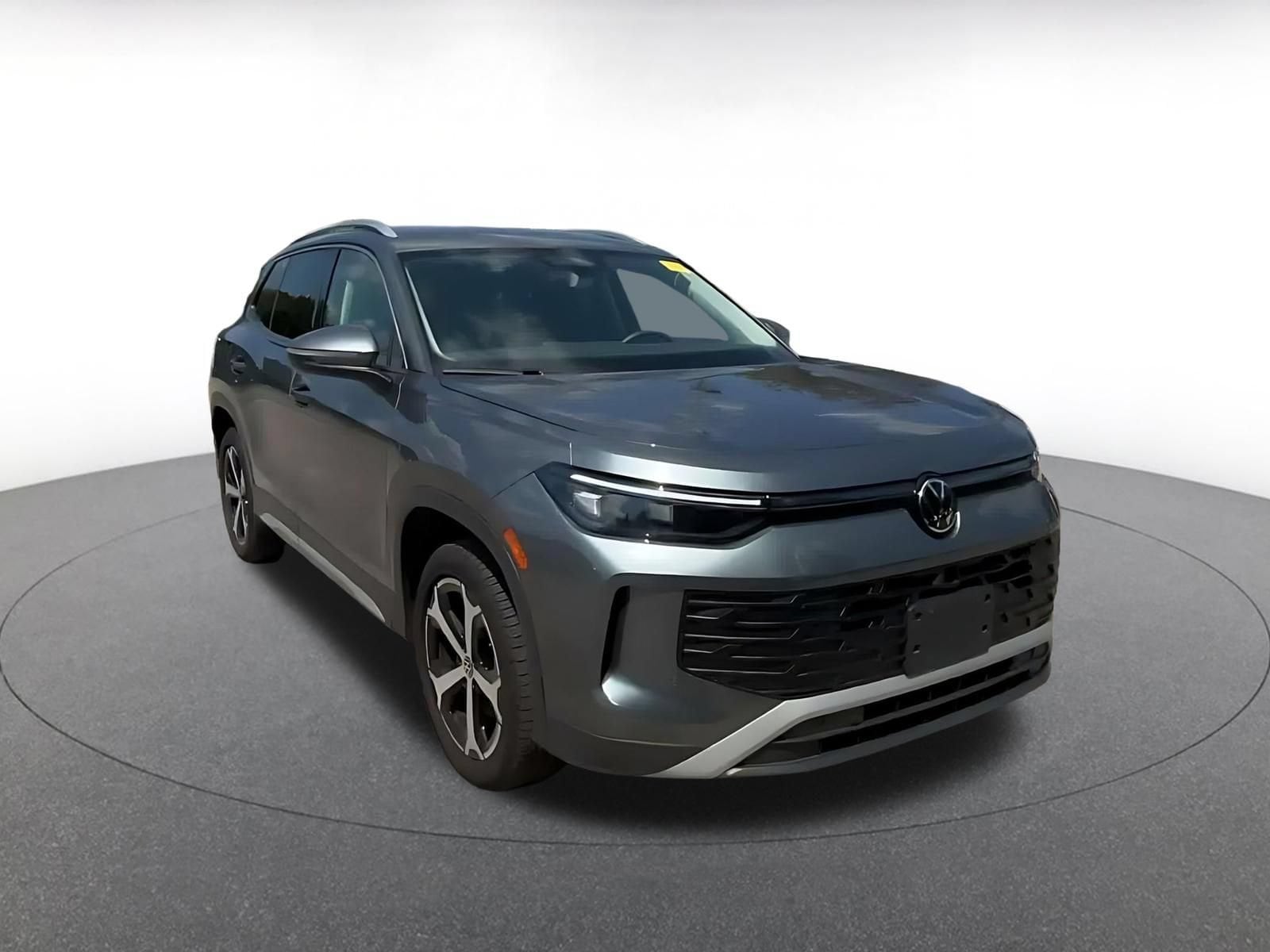 Thumbnail: 2026 Volkswagen Tiguan - 3