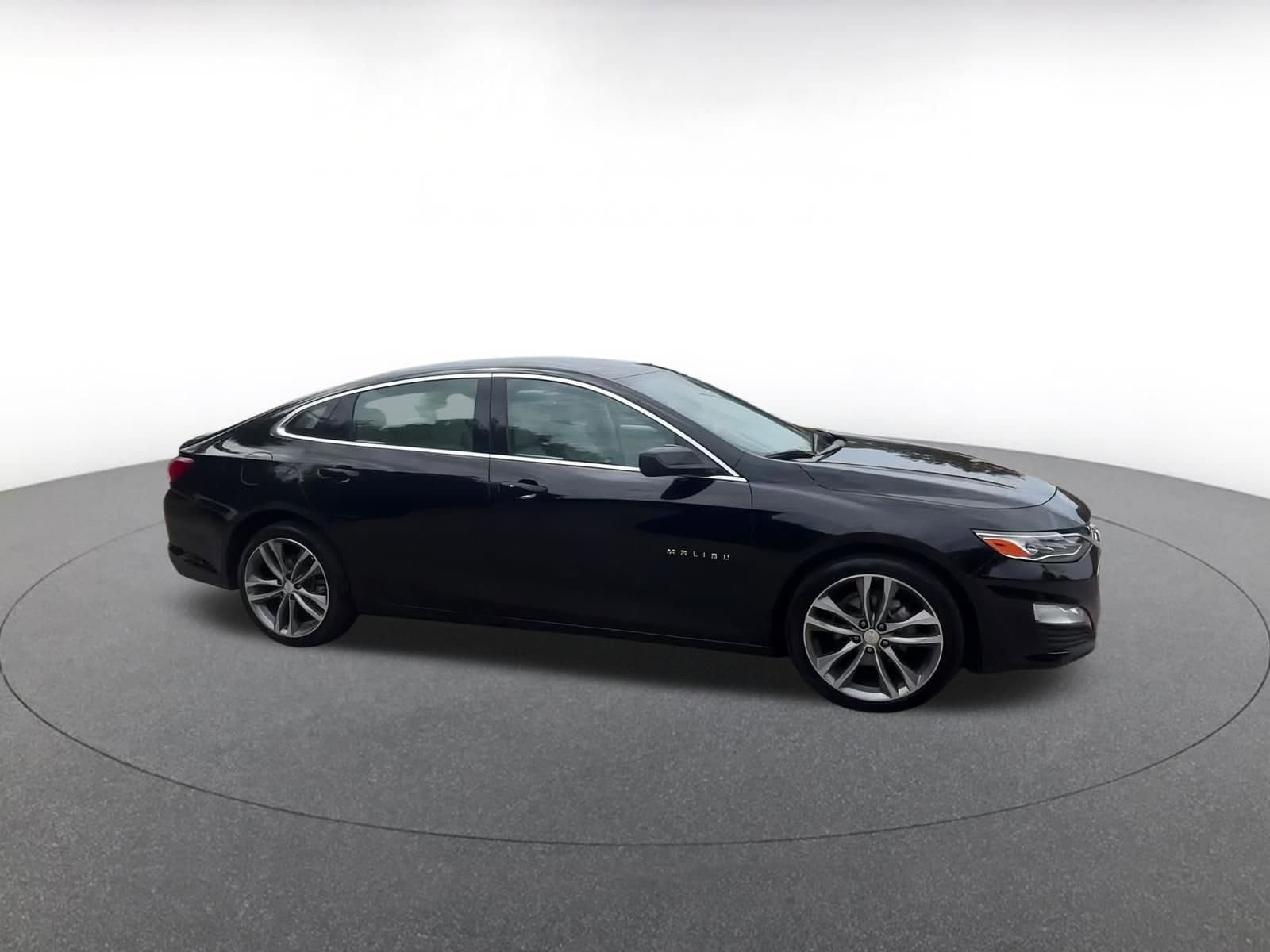 Thumbnail: 2024 Chevrolet Malibu - 2