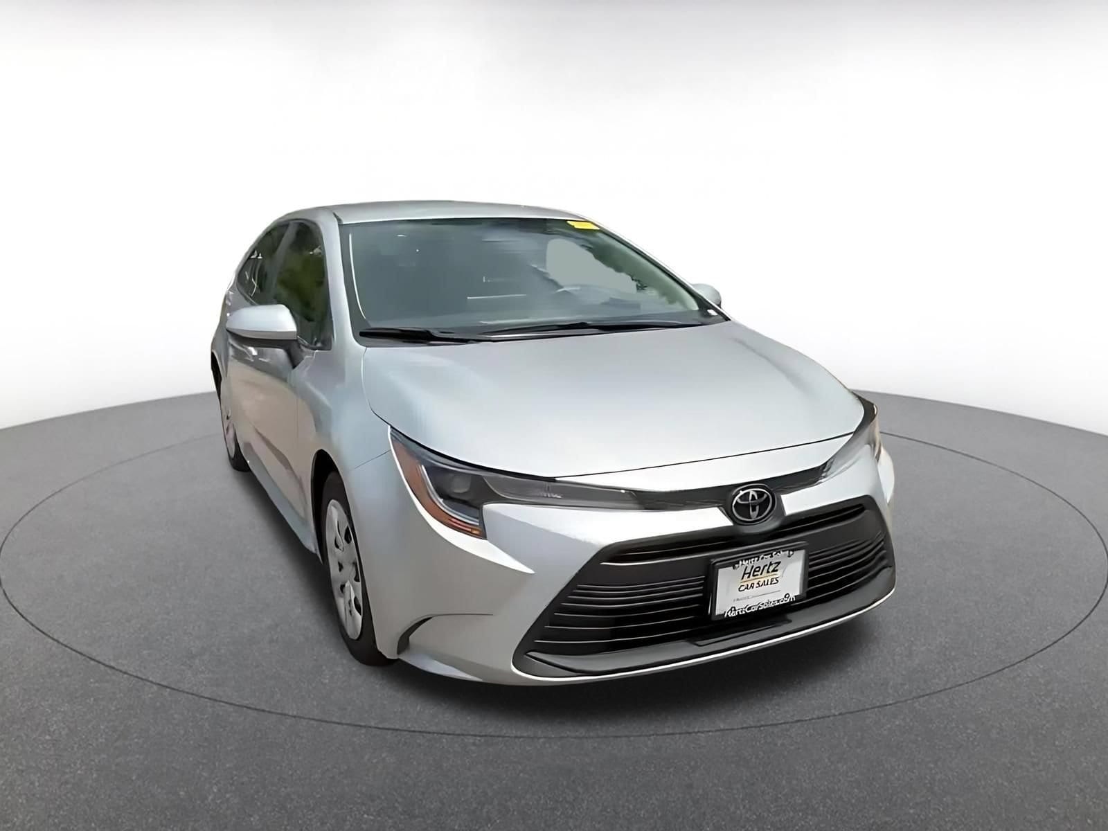 Thumbnail: 2025 Toyota Corolla - 3