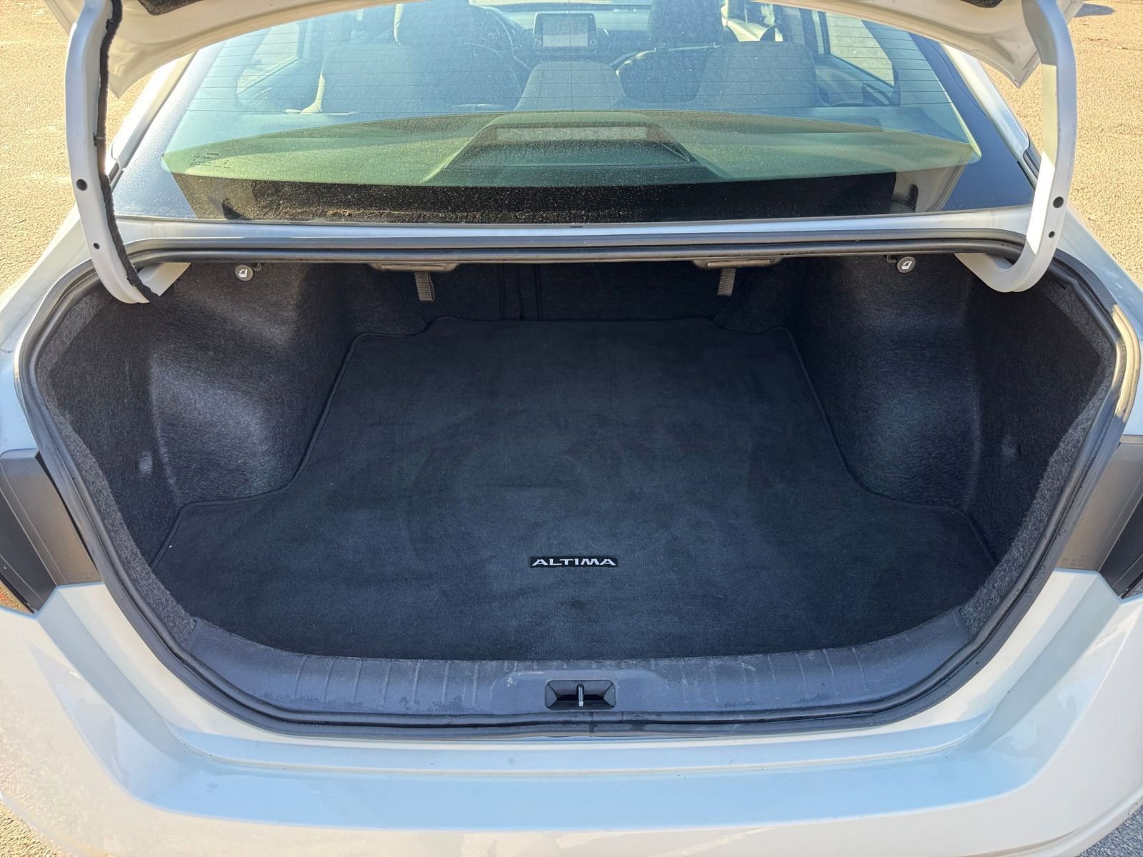 Thumbnail: 2025 Nissan Altima - 25